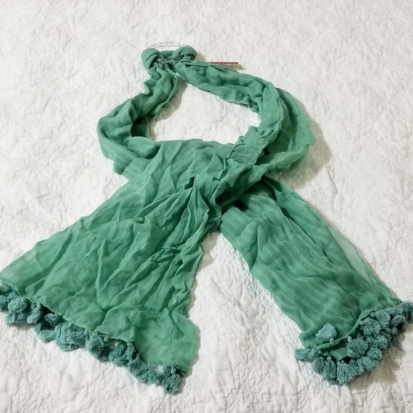 Merona 100% cotton light Green scarf